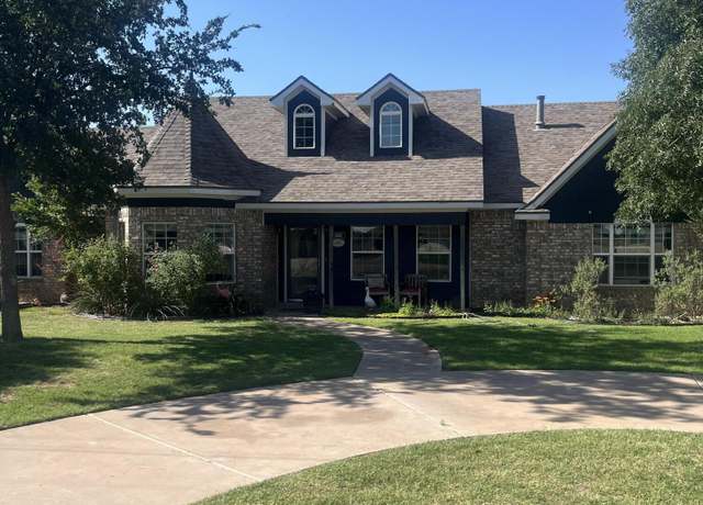 Property at 1002 W 7th St, Idalou, TX 79329, 3 beds, 2.5 baths