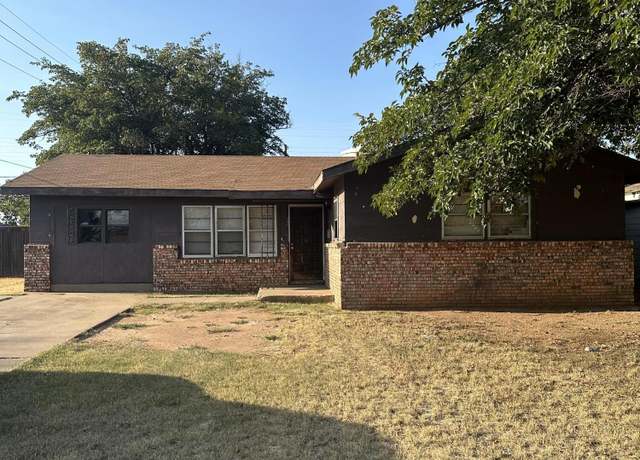 Property at 2220 38th St, Lubbock, TX 79412, 3 beds, 1 bath