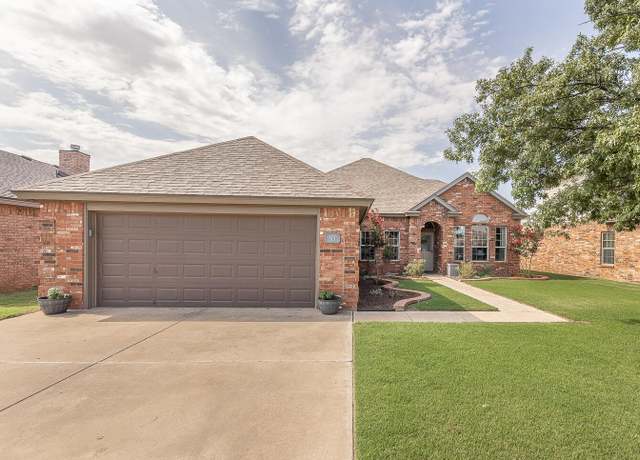 Property at 501 N 8th St, Wolfforth, TX 79382, 3 beds, 2 baths