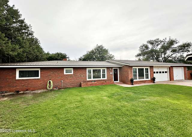 Property at 1936 Ave H, Levelland, TX 79336, 3 beds, 2 baths