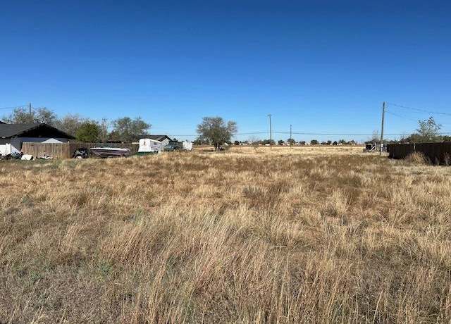 Property at 523 E Kent St, Lubbock, TX 79403
