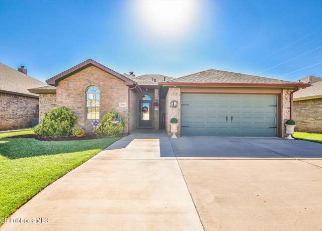 Property at 10405 Iola Ave, Lubbock, TX 79424, 3 beds, 2 baths