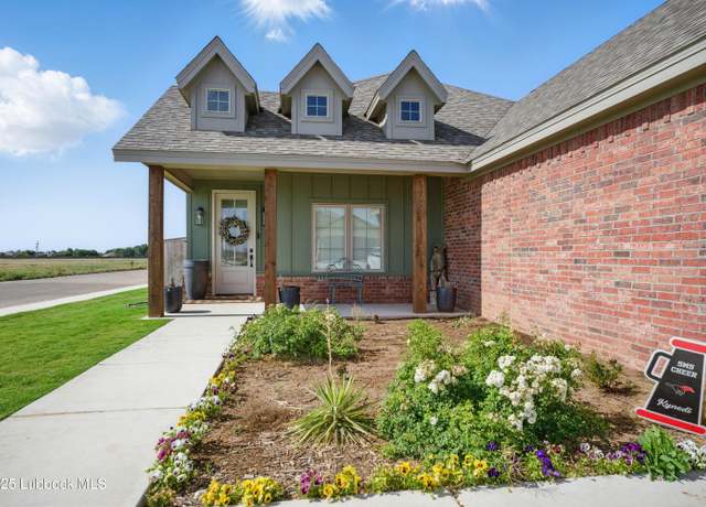 Property at 1434 15th St, Shallowater, TX 79363, 4 beds, 2 baths