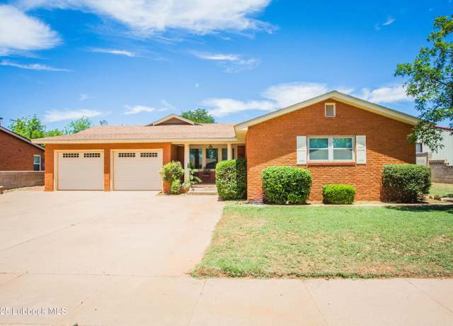 Property at 504 N 14th St, Lamesa, TX 79331, 3 beds, 2.5 baths