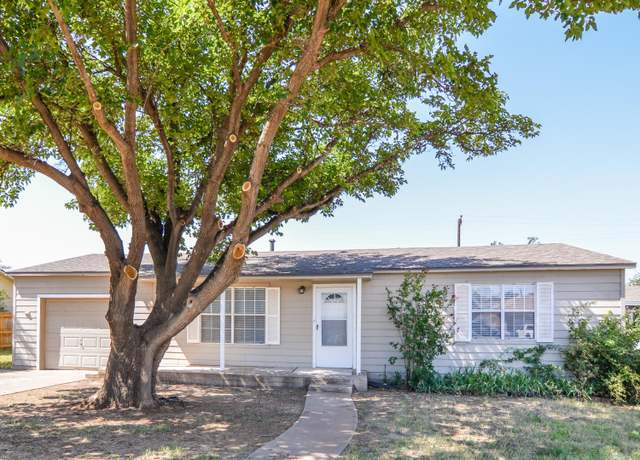 Property at 4826 7th St, Lubbock, TX 79416, 2 beds, 1 bath