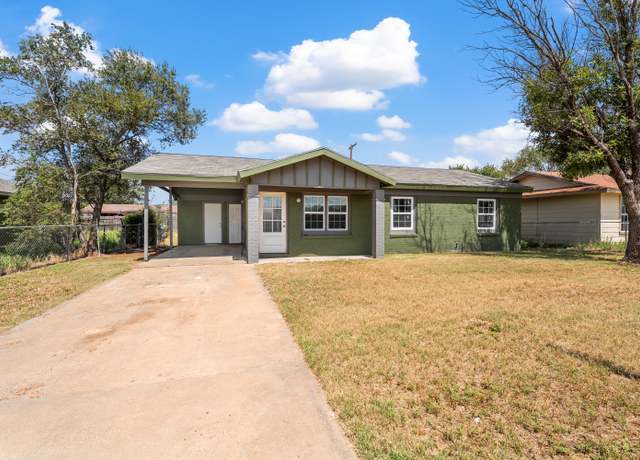 Property at 1815 E Amherst St, Lubbock, TX 79403, 3 beds, 1 bath