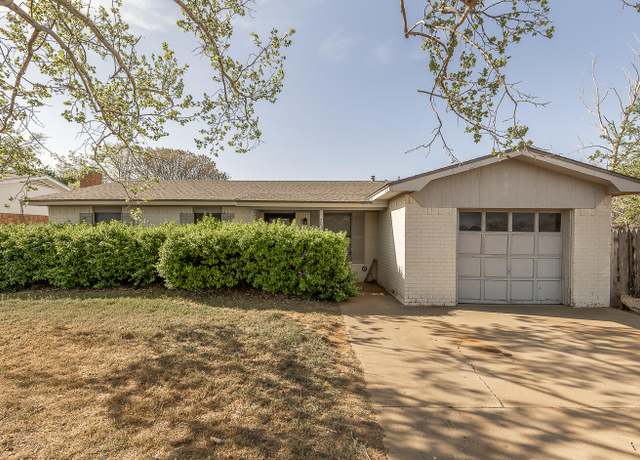 Property at 702 E 76th St, Lubbock, TX 79404, 3 beds, 2 baths