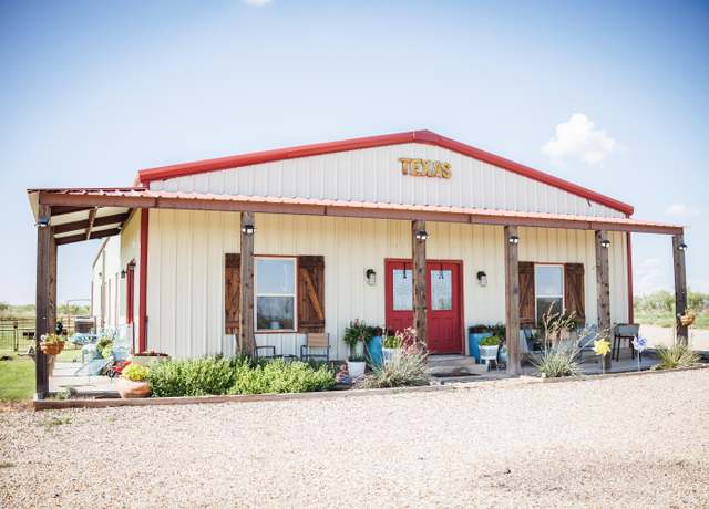 Property at 3010 FM 597, Abernathy, TX 79311, 3 beds, 2.5 baths