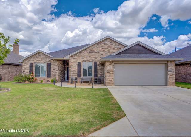 Property at 733 Joe Rosales Ct, Wolfforth, TX 79382, 4 beds, 3 baths