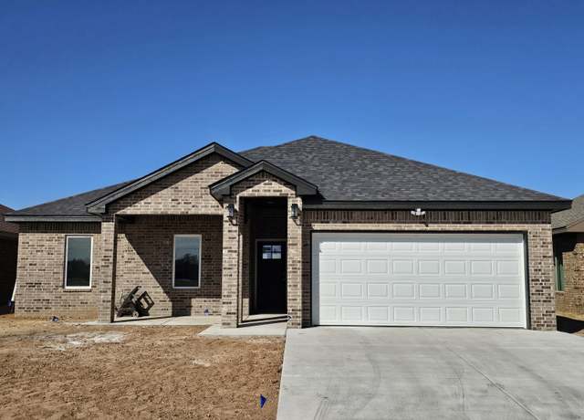 Property at 1423 13th St, Shallowater, TX 79363, 4 beds, 2 baths