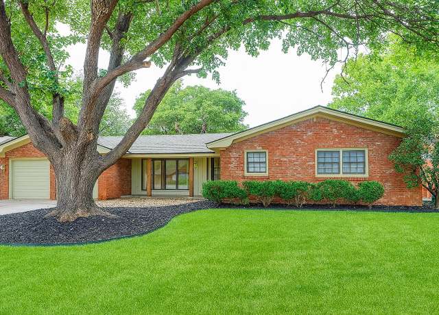 Property at 3428 54th St, Lubbock, TX 79413, 3 beds, 2 baths