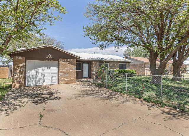 Property at 4510 Marshall St, Lubbock, TX 79416, 3 beds, 1.5 baths