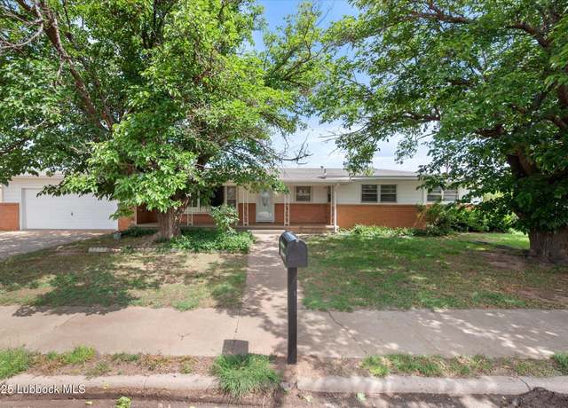 Property at 1113 16th St, Ralls, TX 79357, 4 beds, 2 baths
