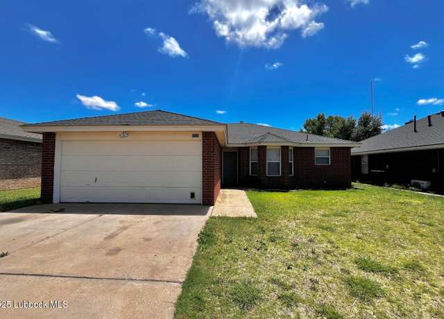 Property at 2323 95th St, Lubbock, TX 79423, 3 beds, 2 baths