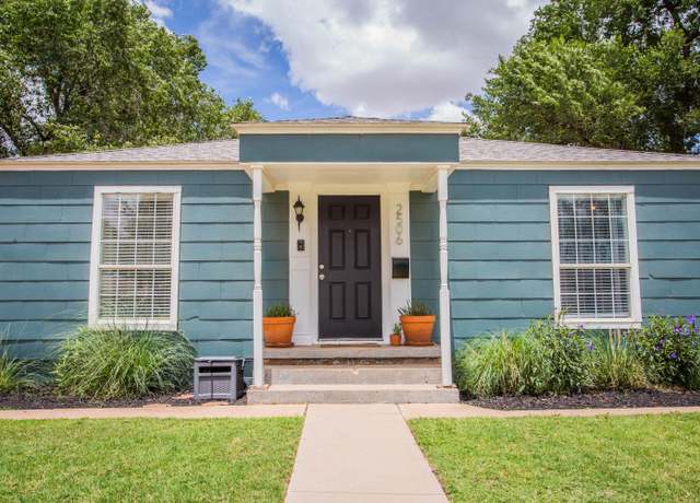 Property at 2506 28th St, Lubbock, TX 79410, 2 beds, 1 bath