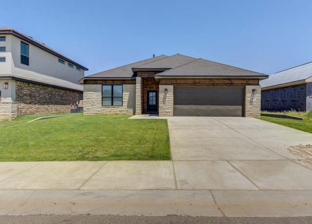 Property at 612 E 13th St, Wolfforth, TX 79382, 4 beds, 3 baths