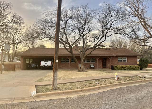 Property at 207 Terrace Cir, Lamesa, TX 79331, 2 beds, 2 baths