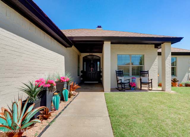 Property at 5512 103rd St, Lubbock, TX 79424, 4 beds, 2.5 baths