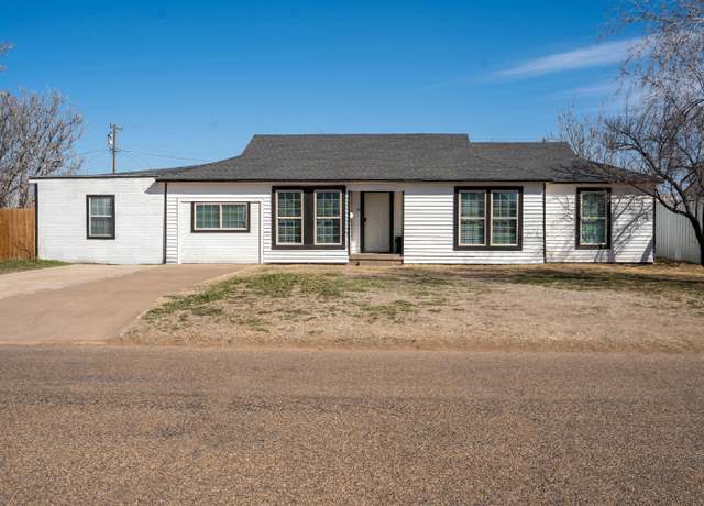Property at 1402 Independence, Plainview, TX 79072, 4 beds, 2 baths