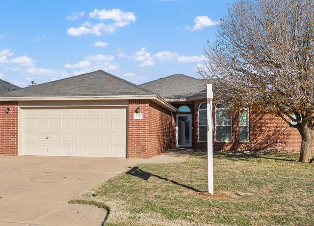 Property at 6722 9th St, Lubbock, TX 79416, 3 beds, 2 baths