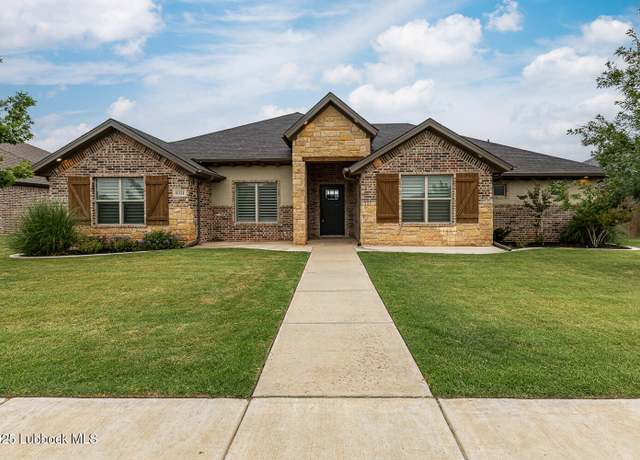 Property at 6034 96th St, Lubbock, TX 79424, 4 beds, 3 baths