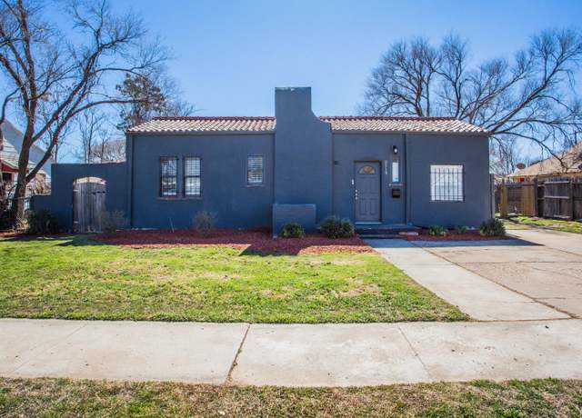 Property at 2115 26th St, Lubbock, TX 79411, 3 beds, 1.5 baths