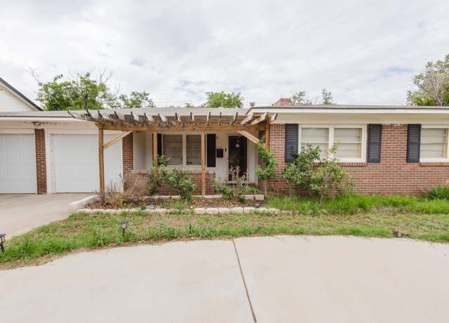 Property at 2110 57th St, Lubbock, TX 79412, 3 beds, 2 baths