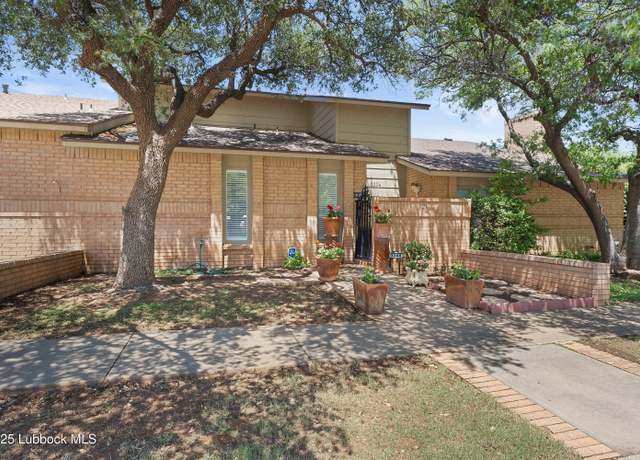 Property at 3304 79th St, Lubbock, TX 79423, 3 beds, 2.5 baths