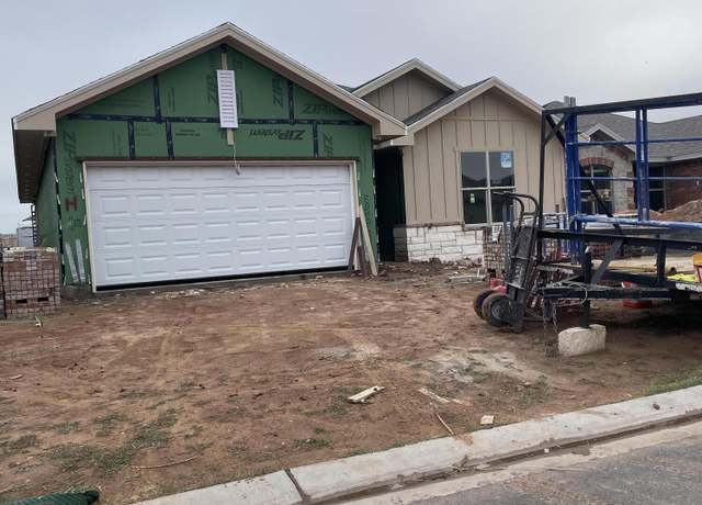 Property at 6927 11th St, Lubbock, TX 79416, 3 beds, 2 baths