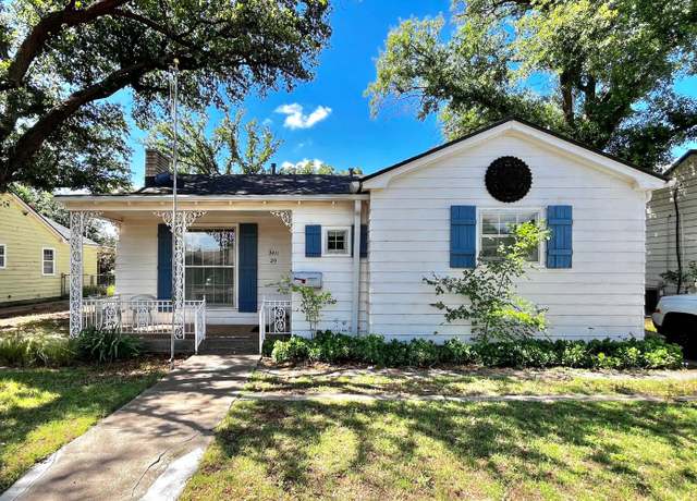 Property at 2411 29th St, Lubbock, TX 79411, 2 beds, 1 bath