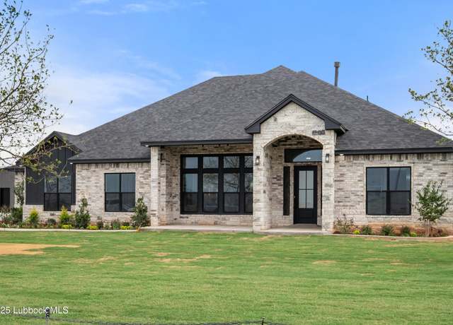 Property at 9601 County Rd 7615, Wolfforth, TX 79382, 4 beds, 3 baths