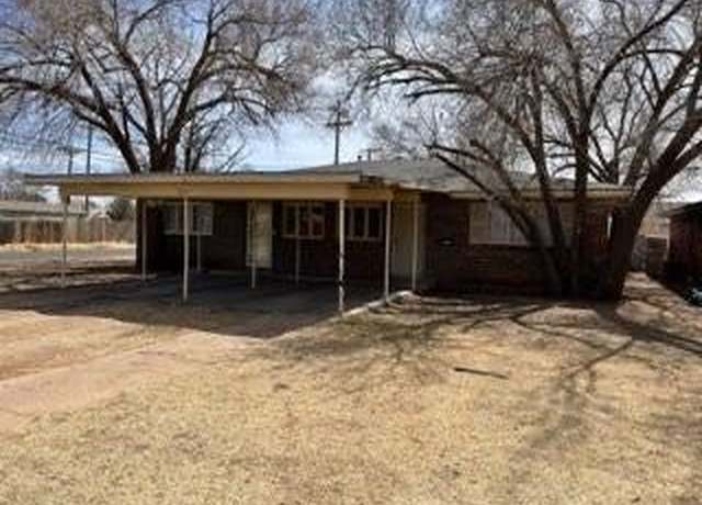 Property at 2101 35th St, Lubbock, TX 79412, 6 beds, 2 baths