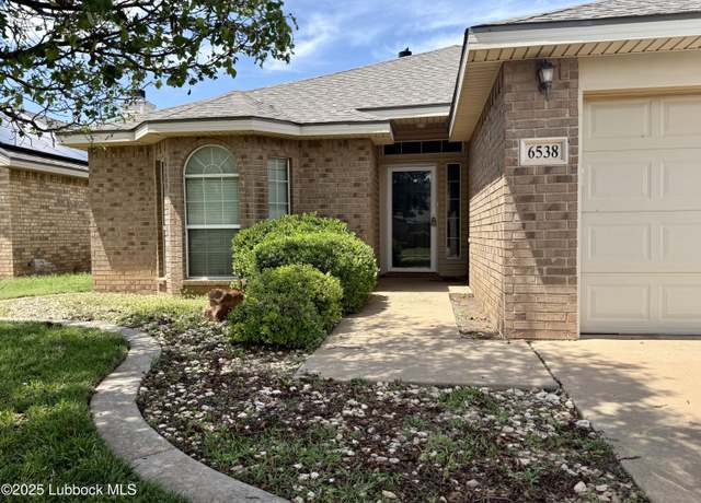 Property at 6538 88th St, Lubbock, TX 79424, 3 beds, 2 baths