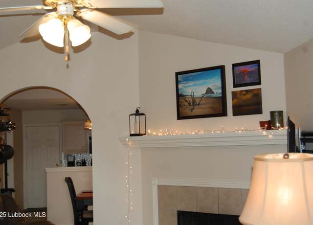 Property at 10605 Elgin Ave, Lubbock, TX 79423, 3 beds, 2 baths