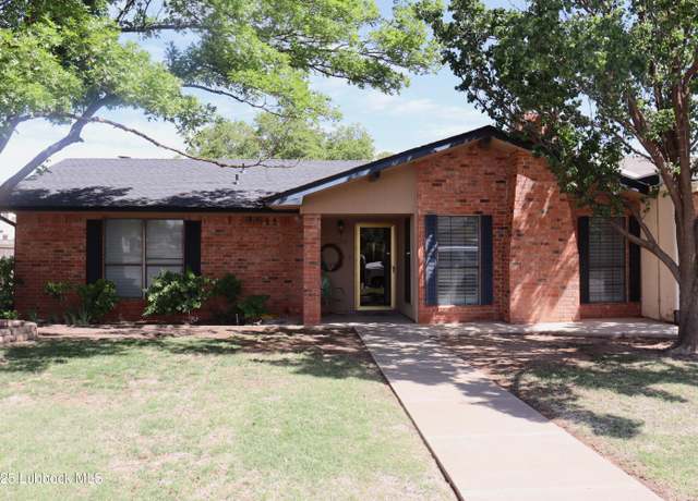Property at 3014 Edgemere Dr #3, Plainview, TX 79072, 2 beds, 2 baths
