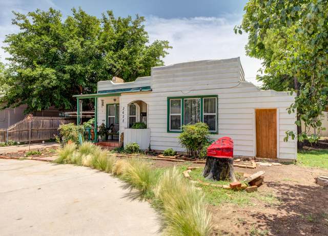Property at 2625 20th St, Lubbock, TX 79410, 2 beds, 2 baths