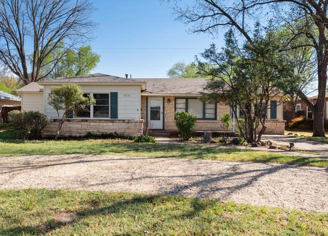 Property at 3211 26th St, Lubbock, TX 79410, 4 beds, 3 baths
