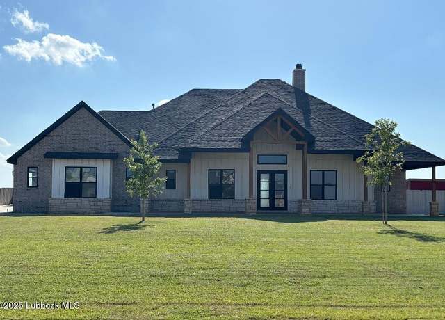 Property at 19108 County Rd 2240, Lubbock, TX 79423, 4 beds, 3 baths