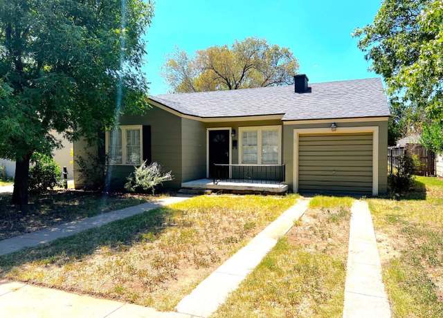 Property at 2409 25th St, Lubbock, TX 79411, 2 beds, 1 bath