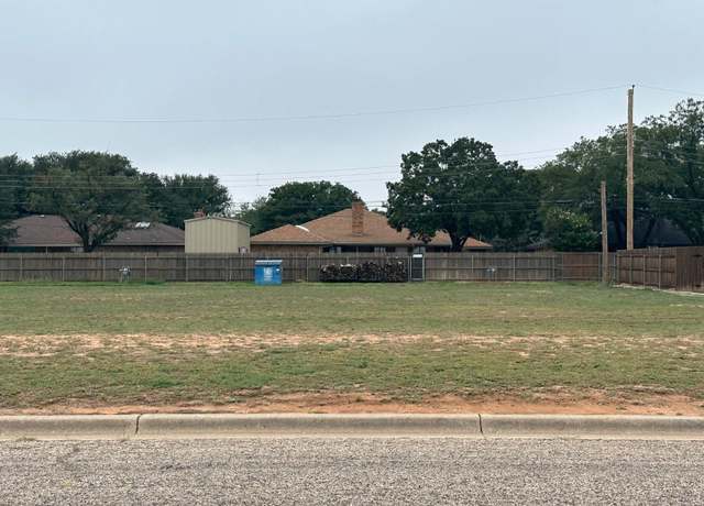 Property at 2048 Harvard Dr, Levelland, TX 79336