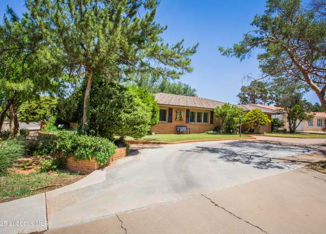 Property at 610 N 20th St, Lamesa, TX 79331, 4 beds, 3.5 baths