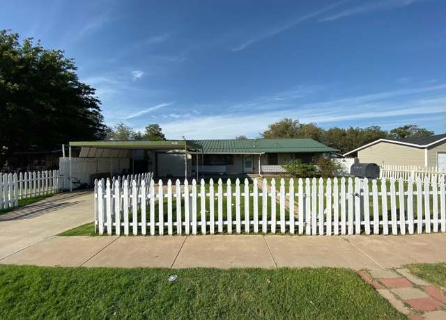 Property at 4720 38th St, Lubbock, TX 79414, 3 beds, 1 bath