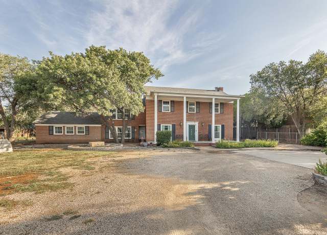 Property at 5104 19th St, Lubbock, TX 79407, 5 beds, 4.5 baths