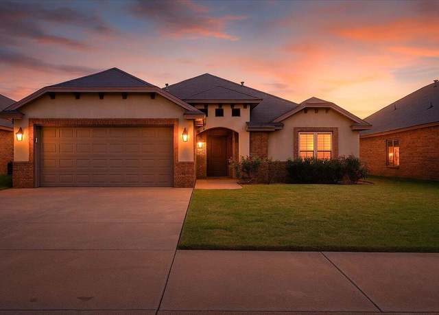 Property at 6917 72nd St, Lubbock, TX 79424, 3 beds, 2 baths