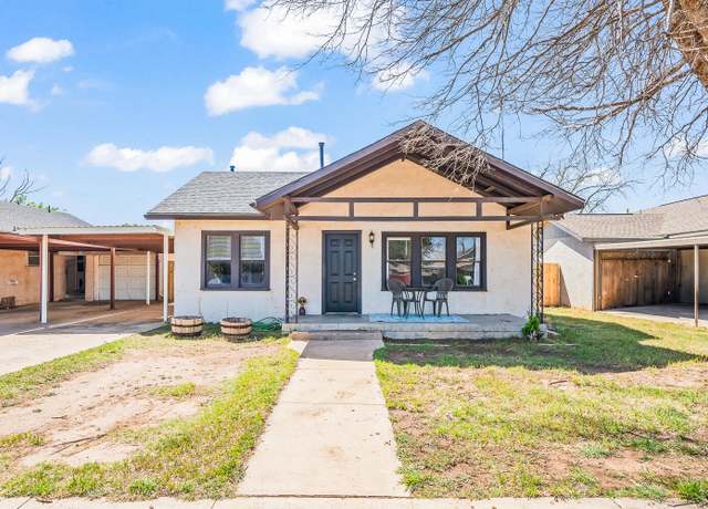 Property at 435 W Lynn St, Slaton, TX 79364, 2 beds, 2 baths