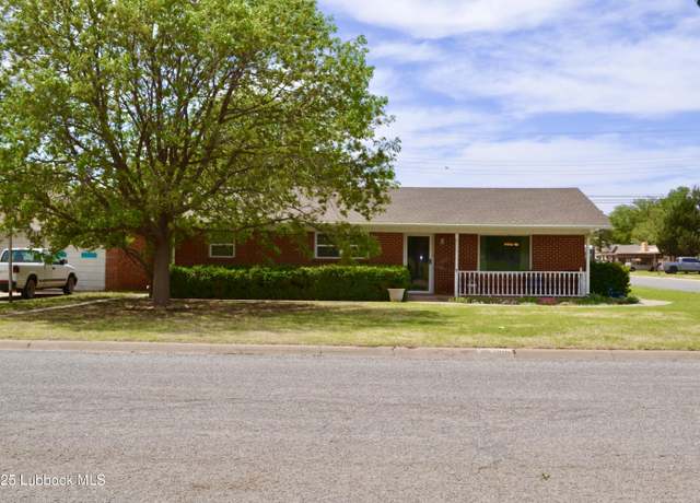 Property at 200 Crescent Dr, Littlefield, TX 79339, 3 beds, 2 baths