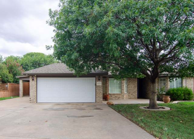 Property at 5823 80th St, Lubbock, TX 79424, 4 beds, 3 baths