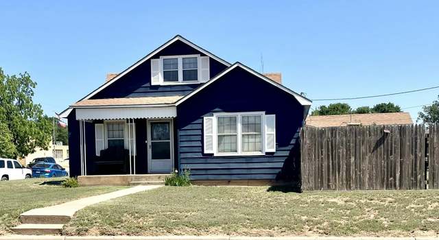 Photo of 608 9th St, Olton, TX 79064