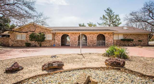 Photo of 1595 W Crosby St, Slaton, TX 79364