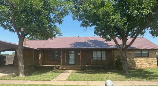 Photo of 120 N Ave Ave S, Post, TX 79356